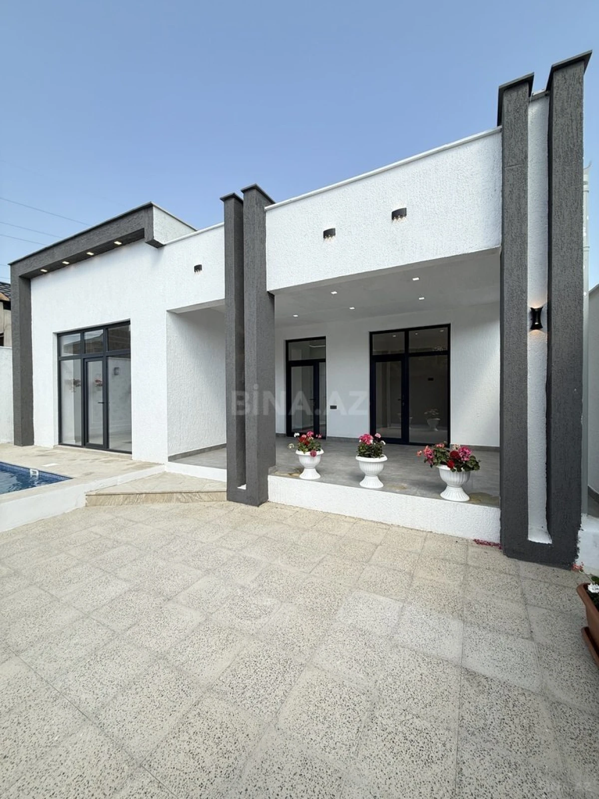 Satılır 4 otaqlı həyət evi 135 m²