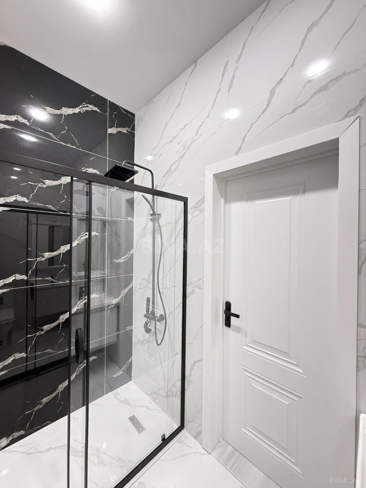 Satılır 4 otaqlı həyət evi 135 m²