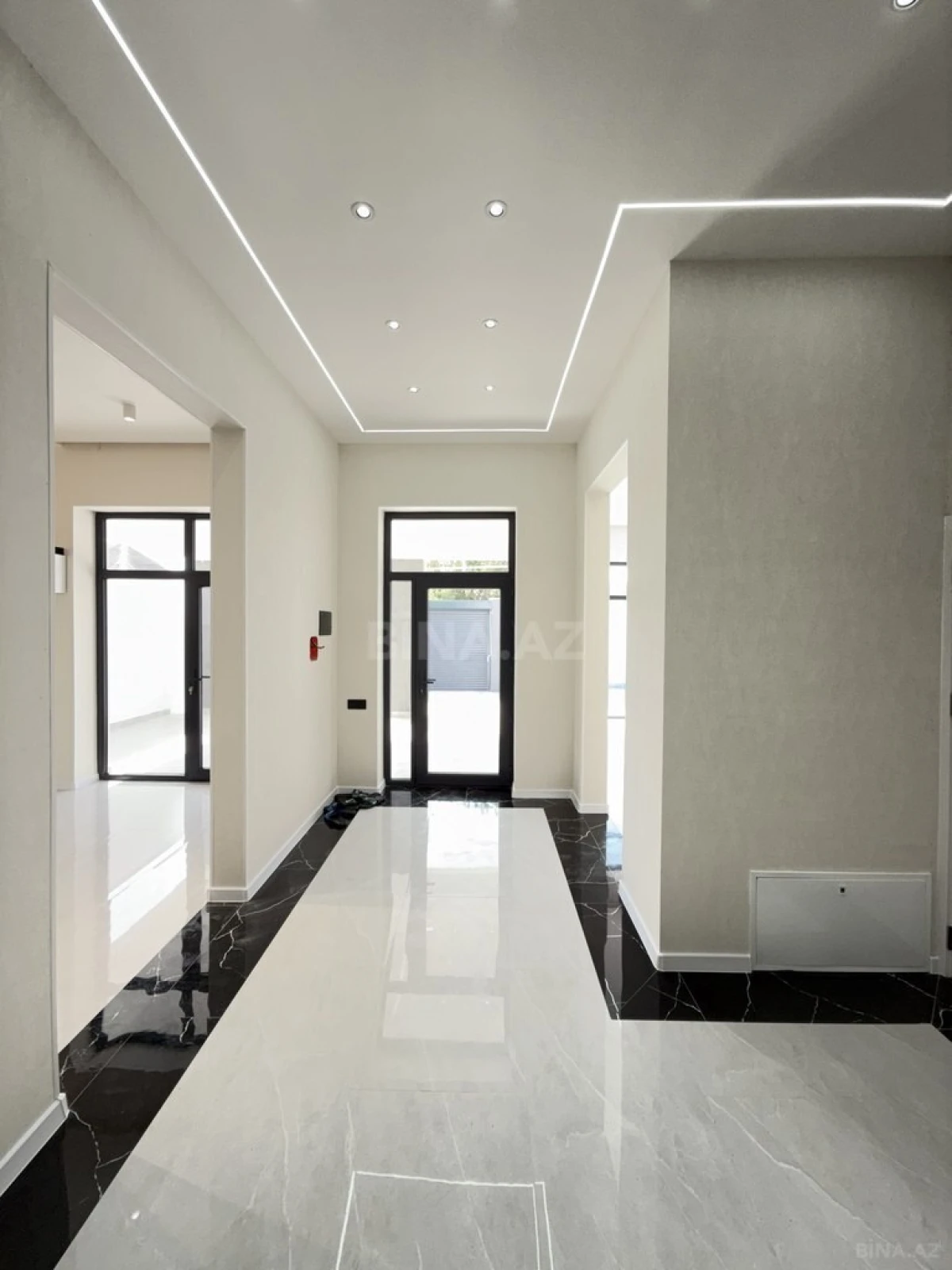 Satılır 4 otaqlı həyət evi 135 m²