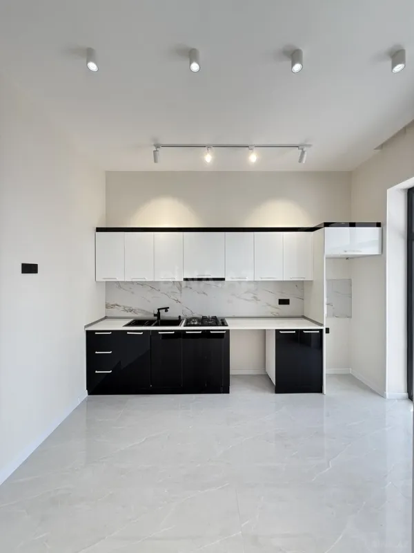 Satılır 4 otaqlı həyət evi 135 m²