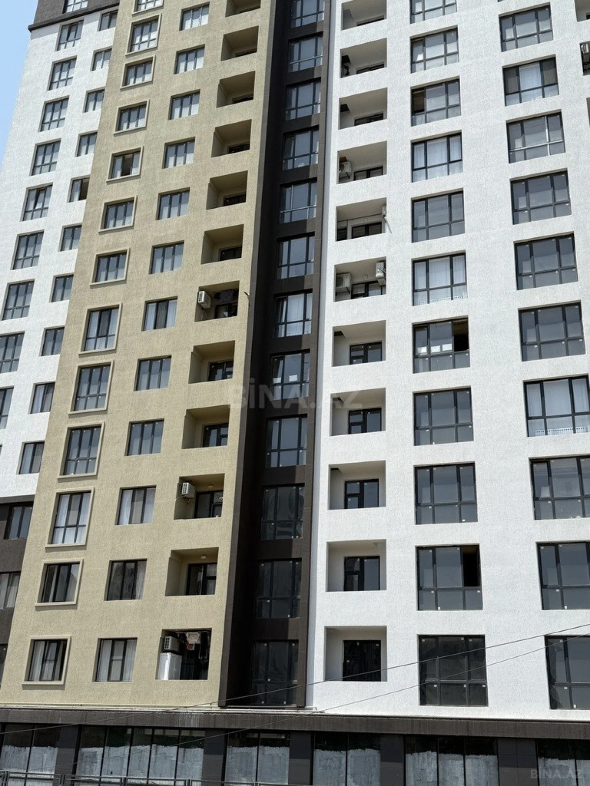 Satılır 2 otaqlı mənzil 75 m²