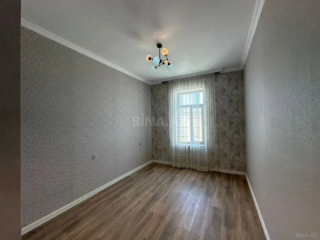 Satılır 4 otaqlı həyət evi 140 m²
