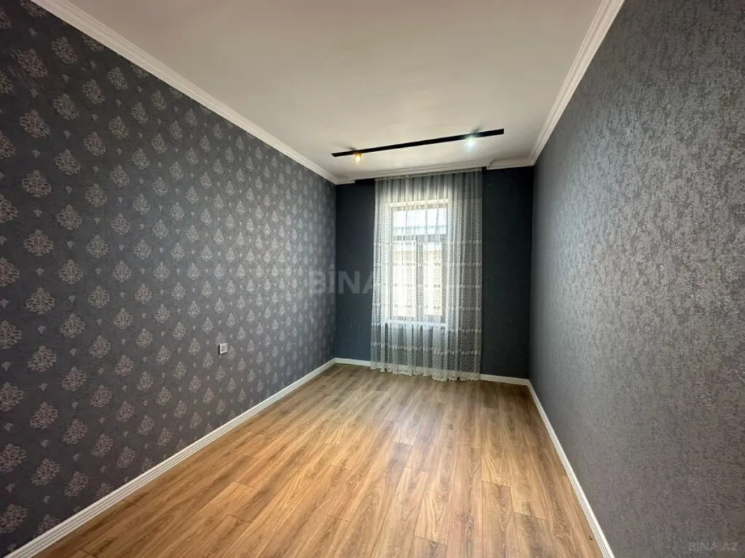 Satılır 4 otaqlı həyət evi 140 m²