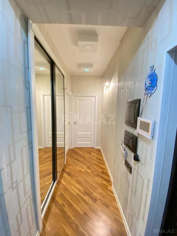 Kirayə verilir 2 otaqlı mənzil 80 m²