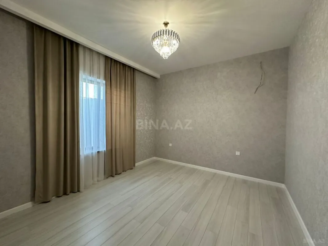 Satılır 4 otaqlı həyət evi 160 m²