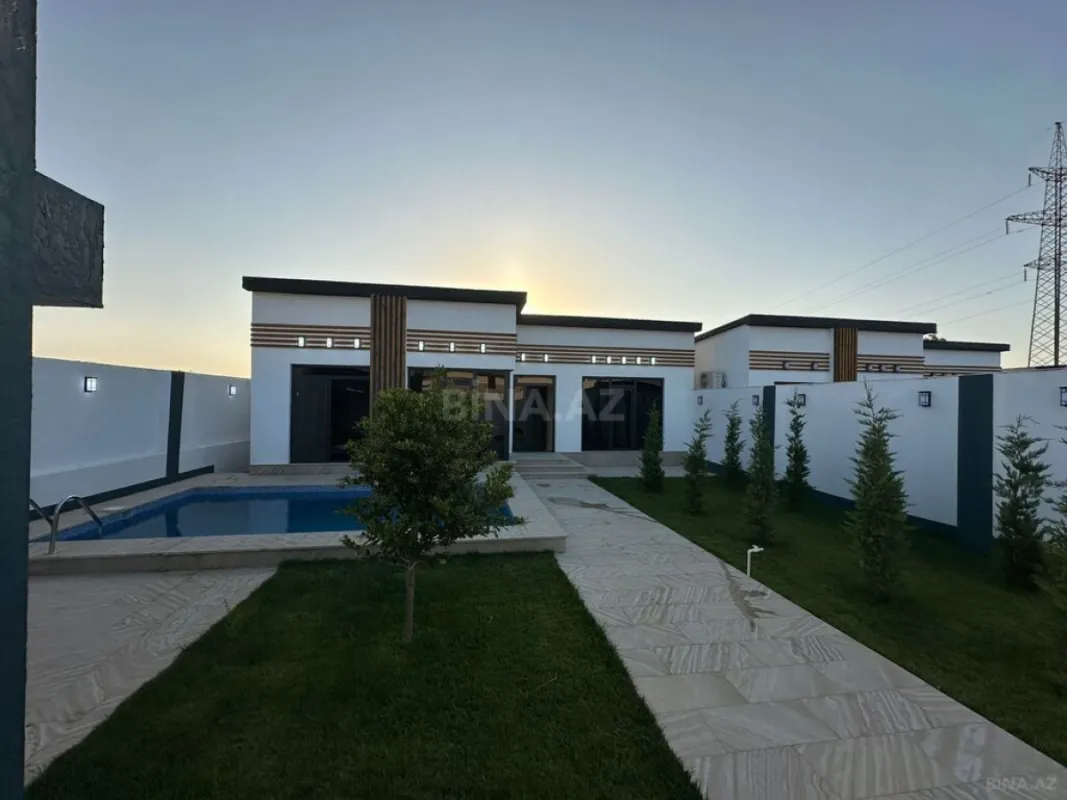 Satılır 4 otaqlı həyət evi 160 m²