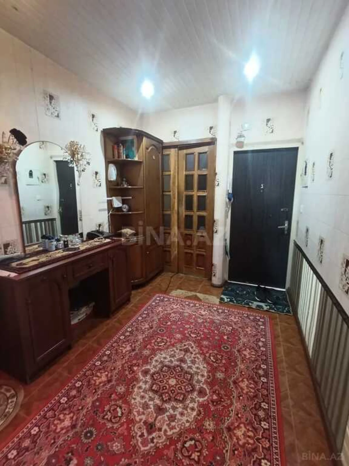 Satılır 4 otaqlı mənzil 85 m²