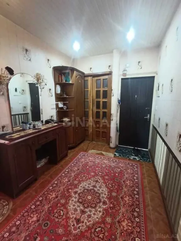 Satılır 4 otaqlı mənzil 85 m²