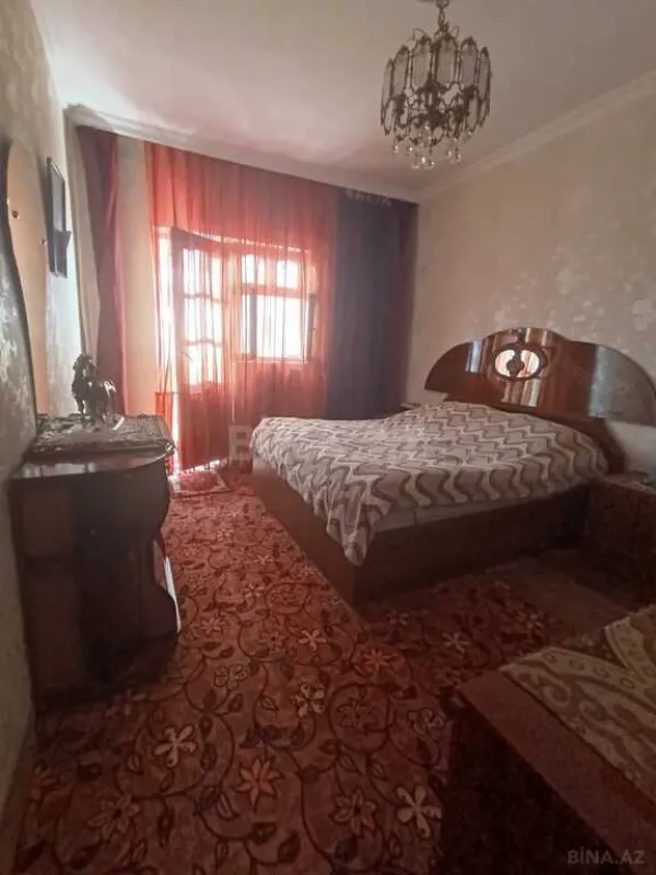 Satılır 4 otaqlı mənzil 85 m²