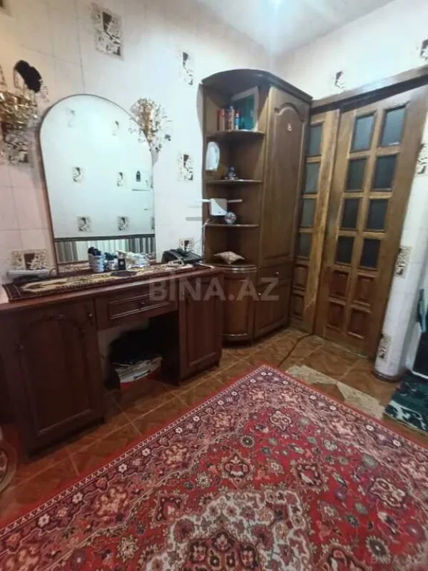 Satılır 4 otaqlı mənzil 85 m²