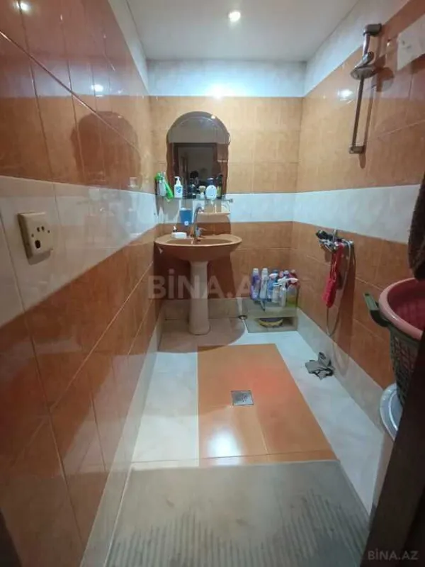 Satılır 4 otaqlı mənzil 85 m²