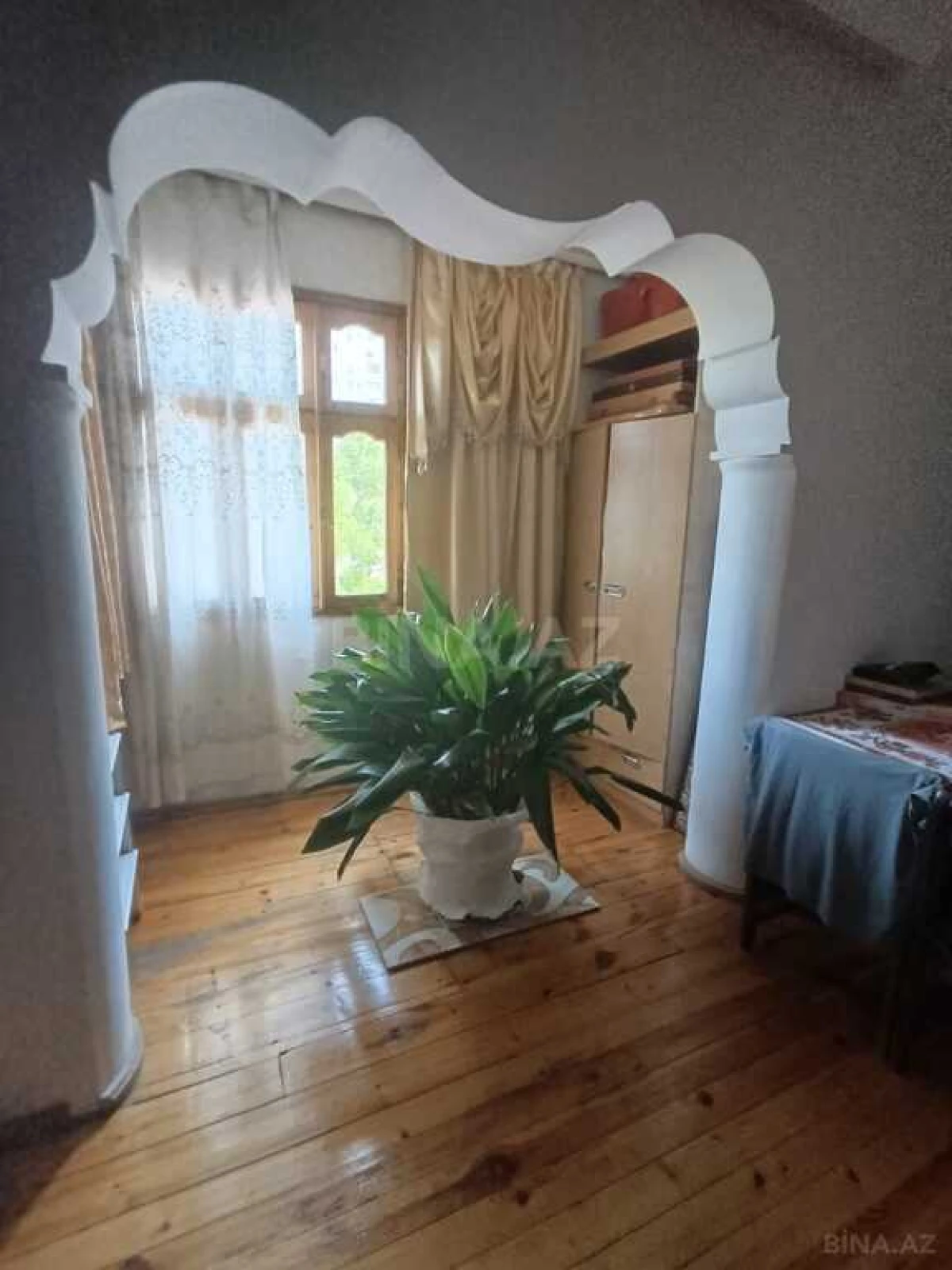 Satılır 4 otaqlı mənzil 85 m²