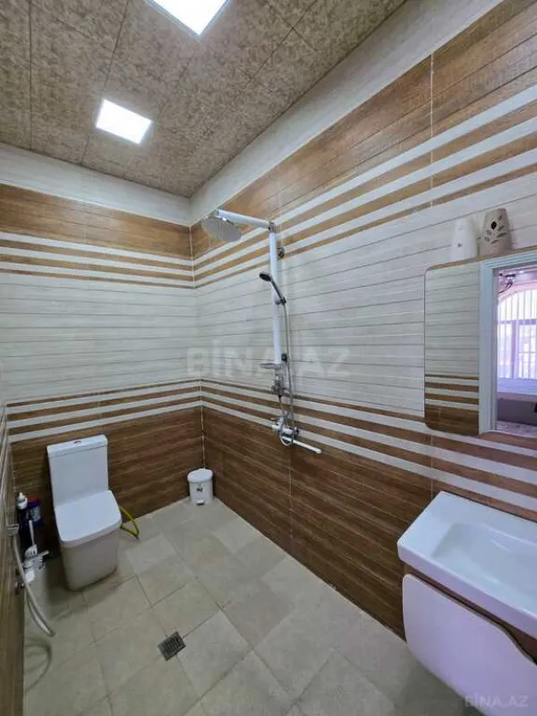 Satılır 4 otaqlı mənzil 165 m²