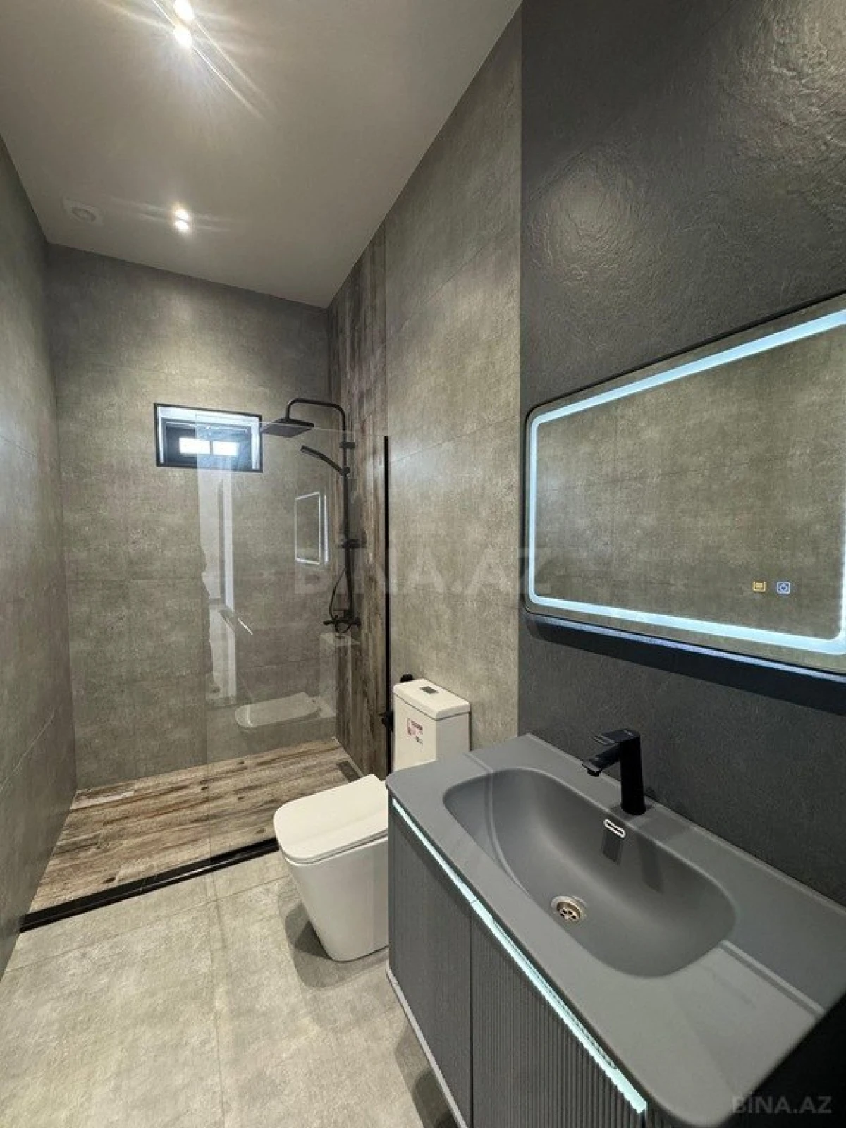 Satılır 4 otaqlı həyət evi 170 m²