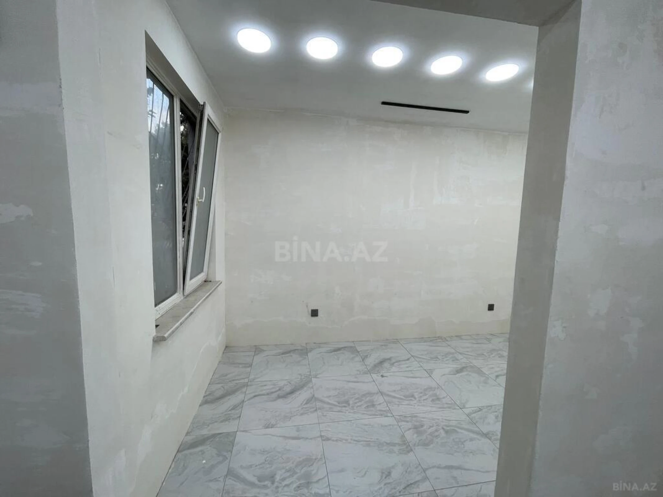 Kirayə verilir obyekt 35 m²