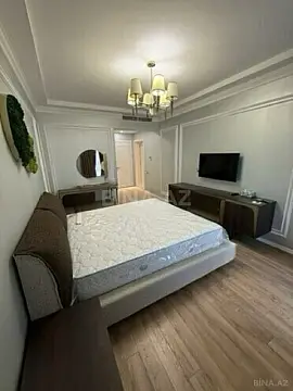 Kirayə verilir 2 otaqlı mənzil 80 m²