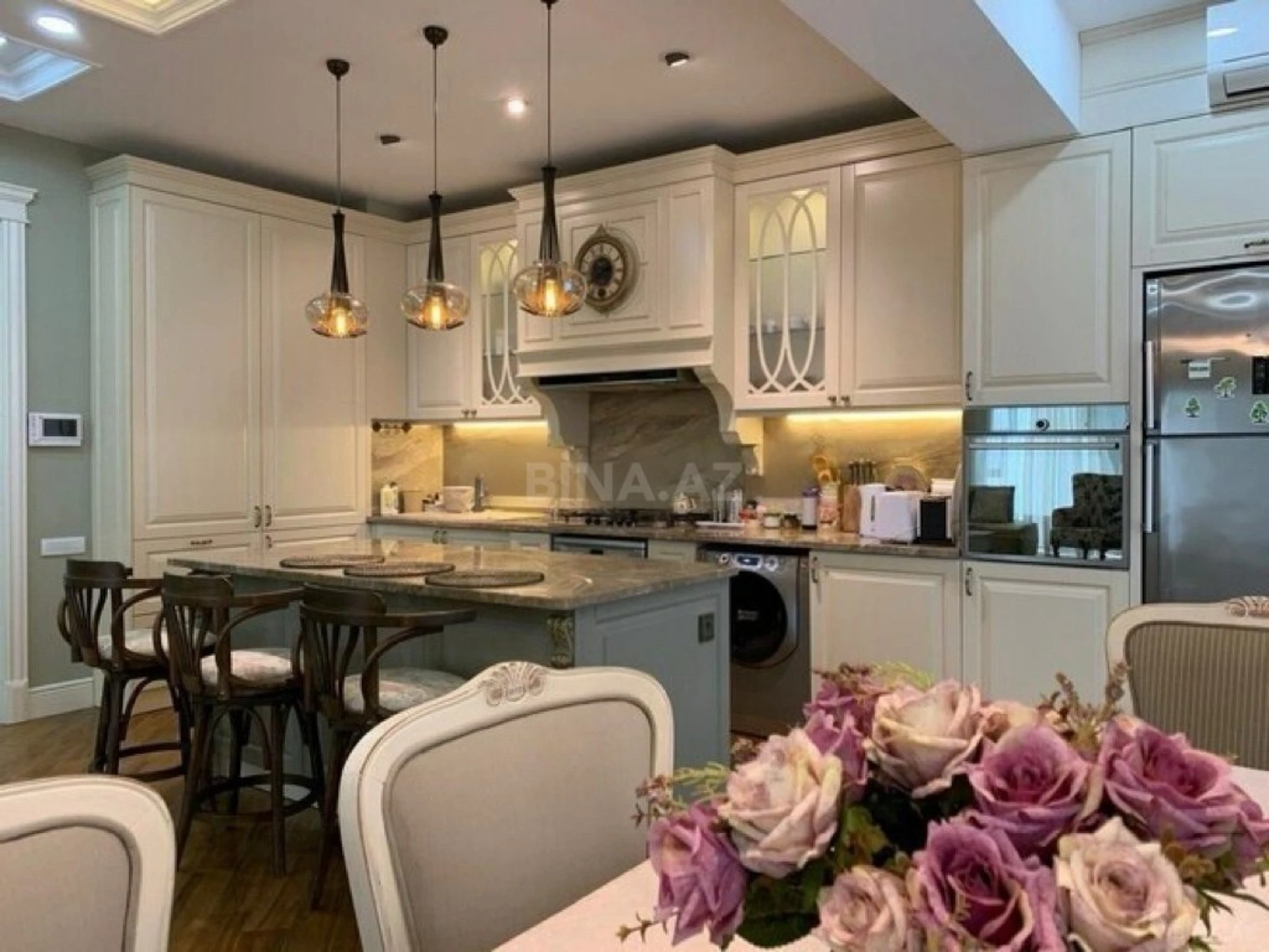 Kirayə verilir 2 otaqlı mənzil 80 m²