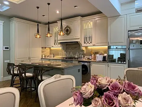 Kirayə verilir 2 otaqlı mənzil 80 m²