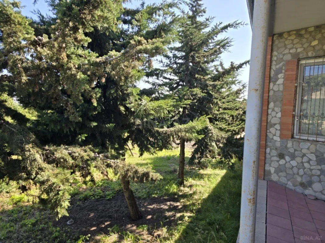 Satılır 4 otaqlı həyət evi 172 m²