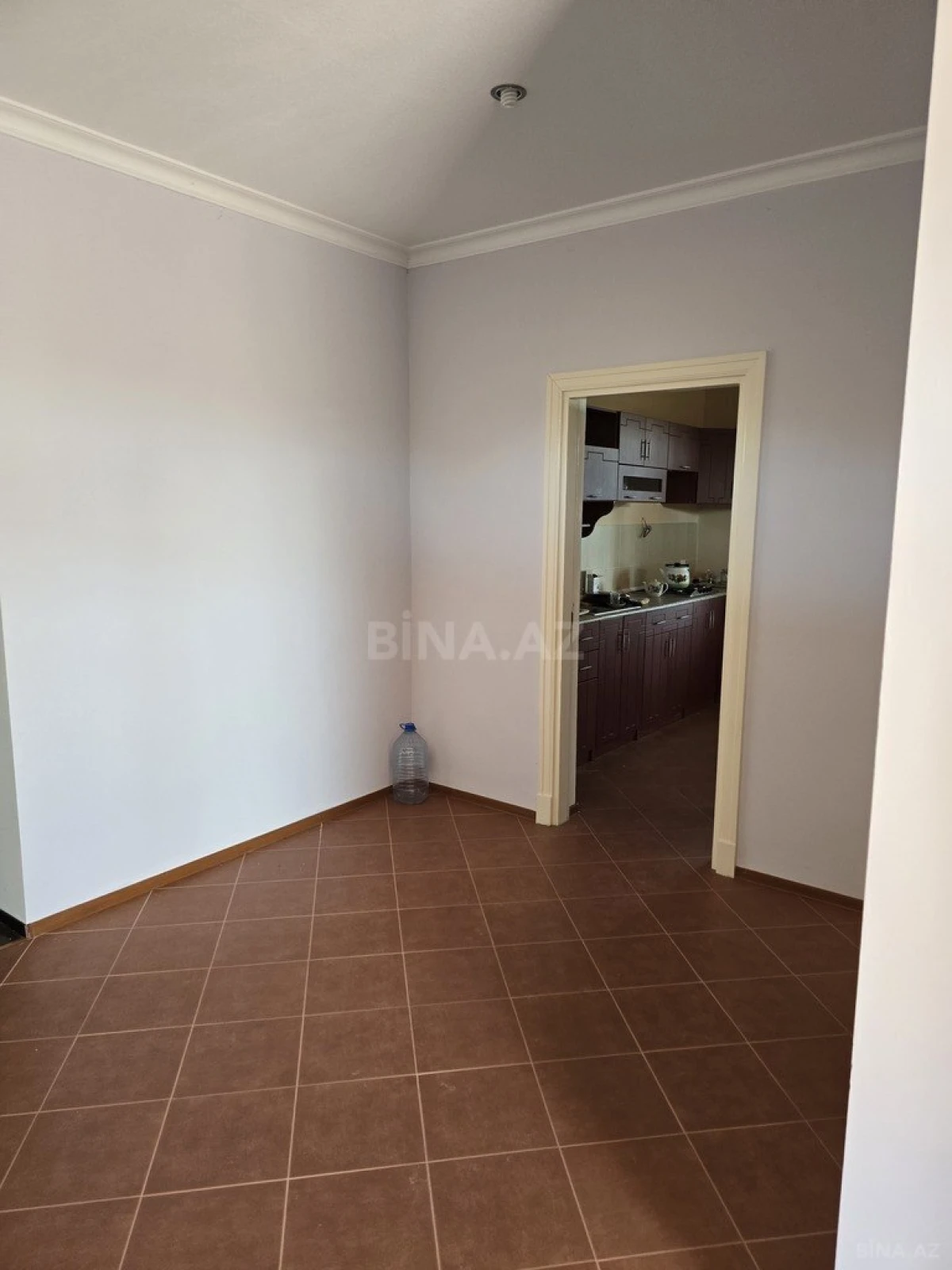 Satılır 4 otaqlı həyət evi 172 m²