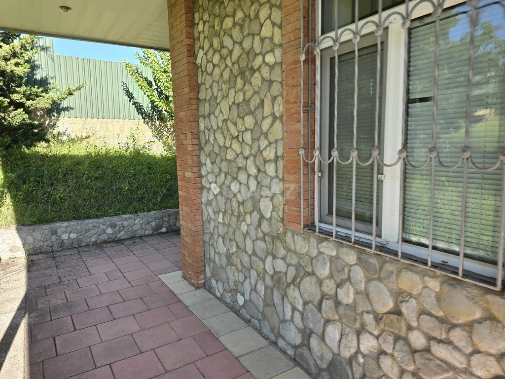 Satılır 4 otaqlı həyət evi 172 m²