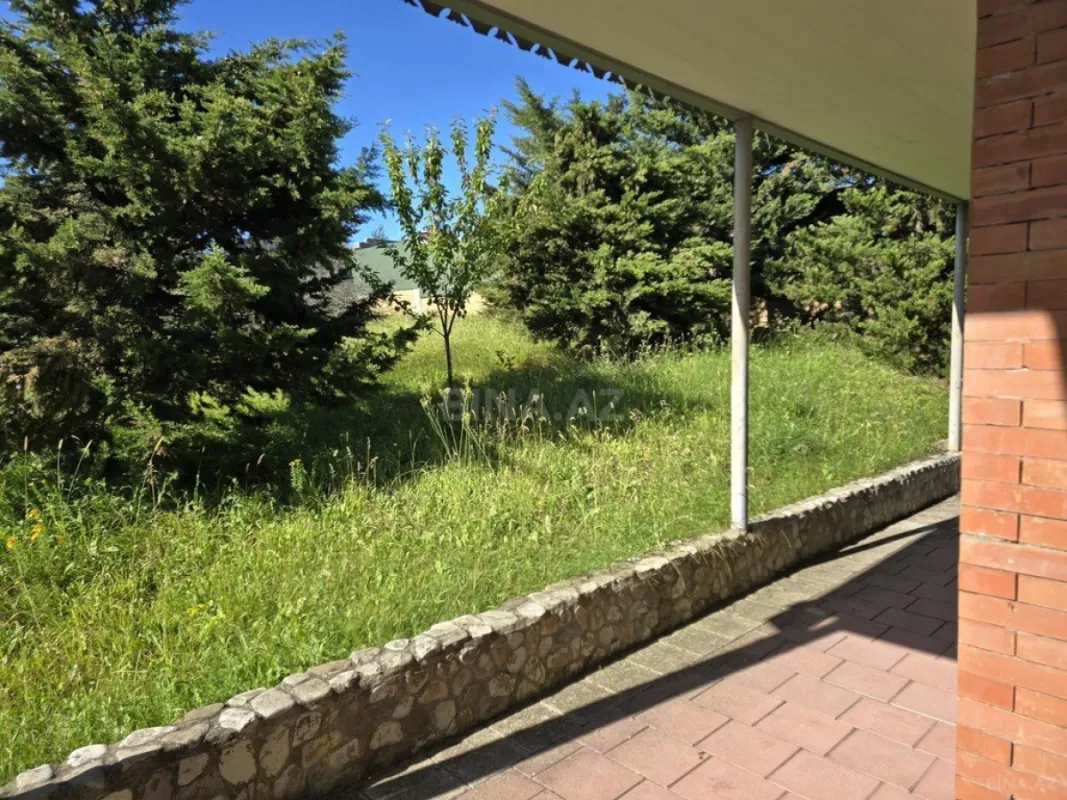 Satılır 4 otaqlı həyət evi 172 m²