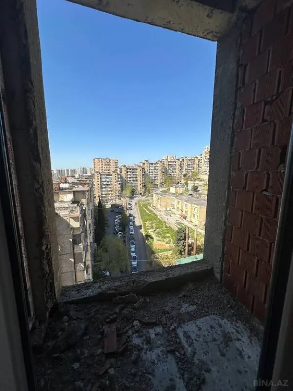 Satılır 2 otaqlı mənzil 82.1 m²
