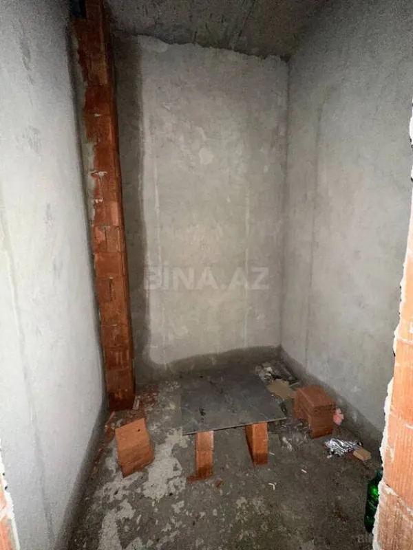 Satılır 2 otaqlı mənzil 82.1 m²