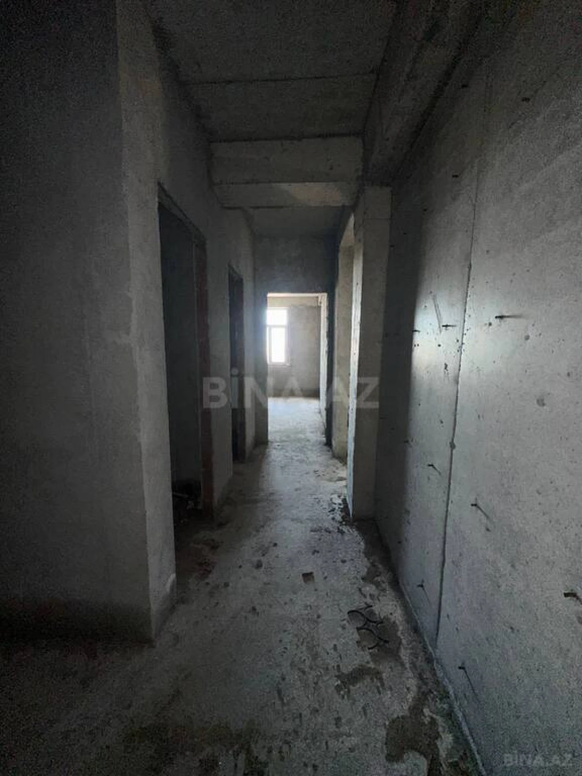 Satılır 2 otaqlı mənzil 82.1 m²