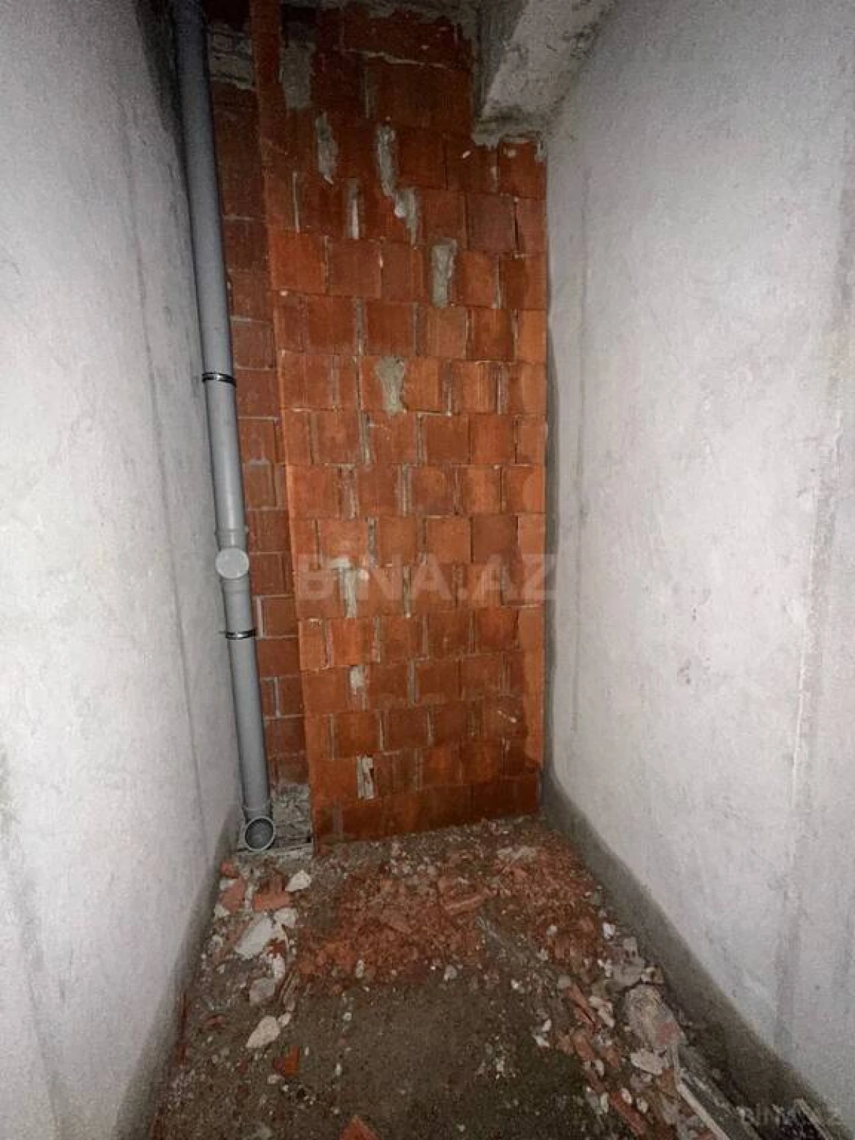 Satılır 2 otaqlı mənzil 82.1 m²