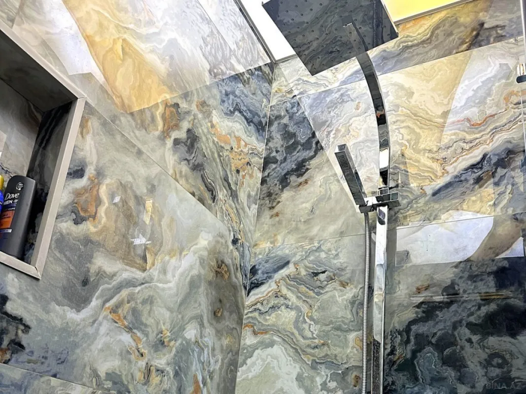 Satılır 3 otaqlı mənzil 156 m²