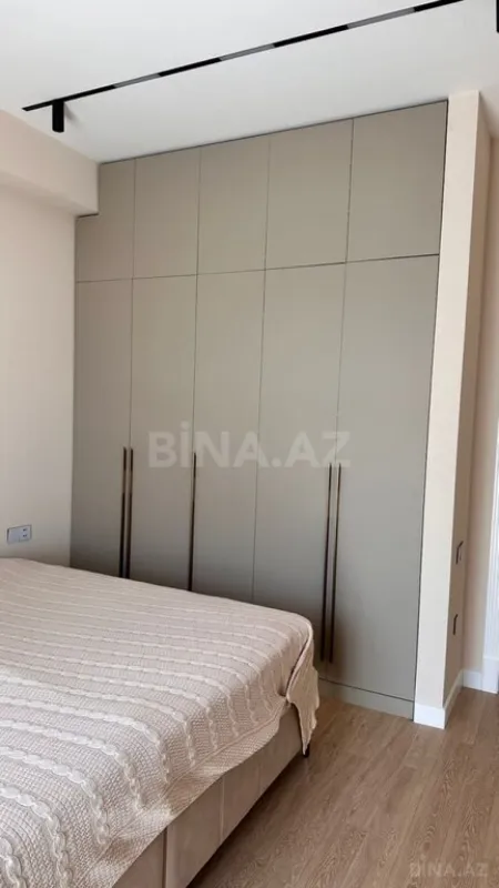 Kirayə verilir 2 otaqlı mənzil 75 m²