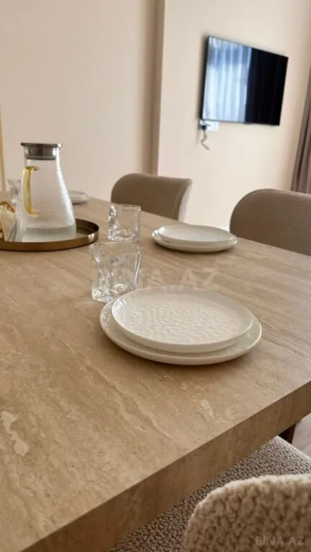 Kirayə verilir 2 otaqlı mənzil 75 m²