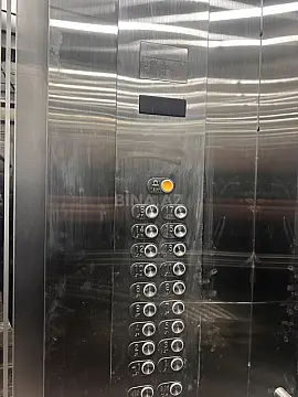 Satılır 3 otaqlı mənzil 84 m²