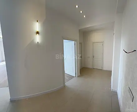 Satılır 3 otaqlı mənzil 84 m²
