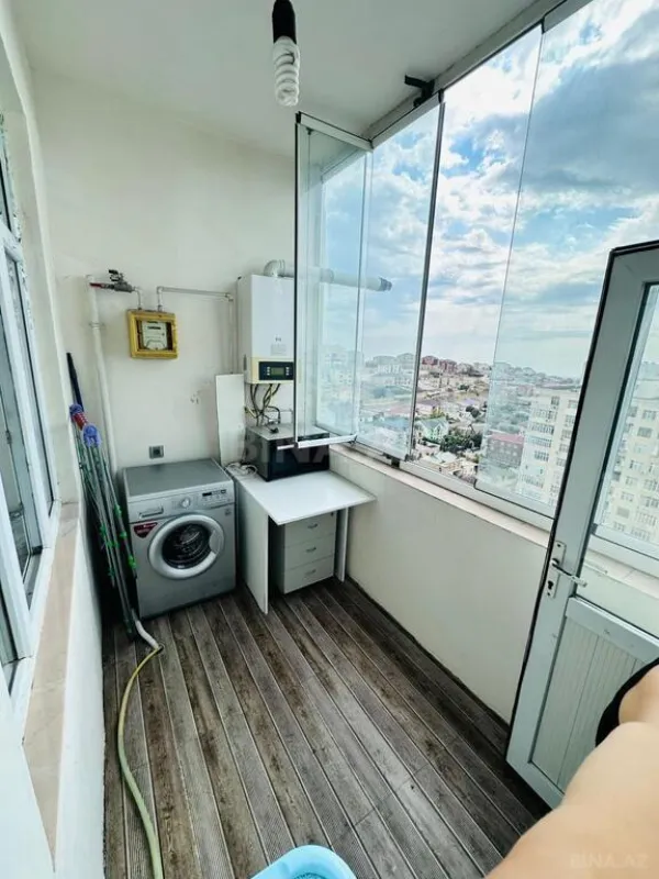 Satılır 3 otaqlı mənzil 103 m²