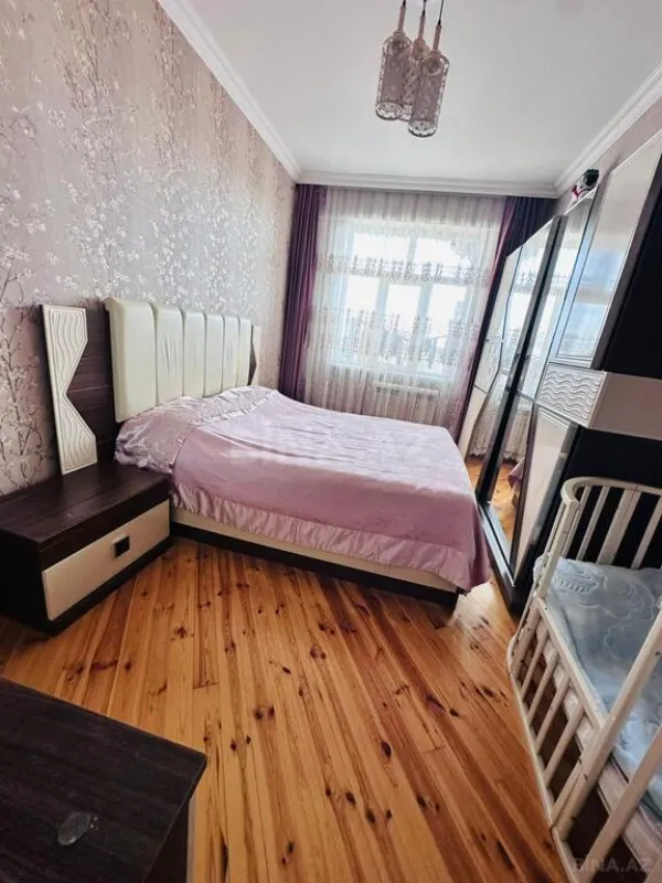 Satılır 3 otaqlı mənzil 103 m²