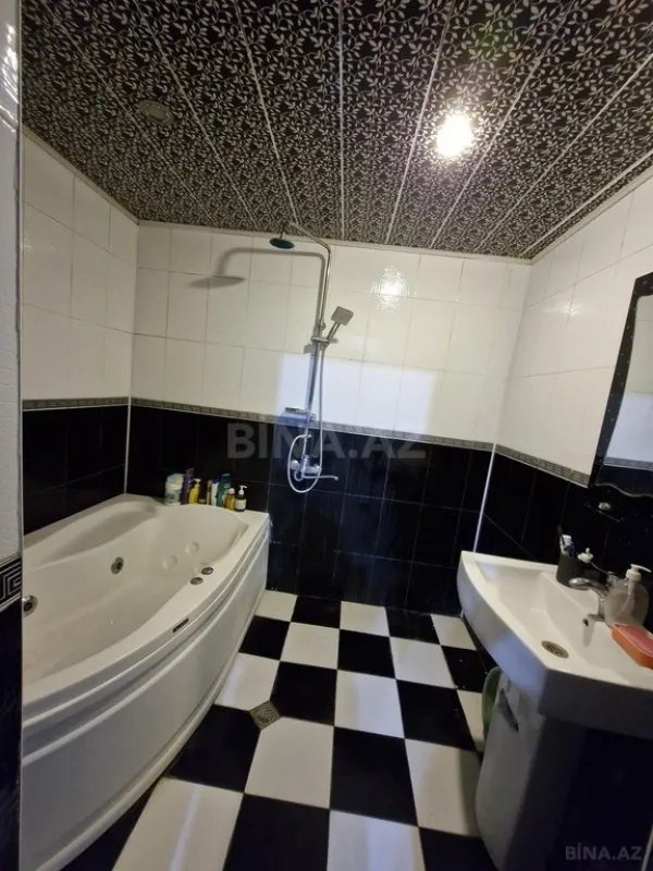 Satılır 3 otaqlı mənzil 96 m²