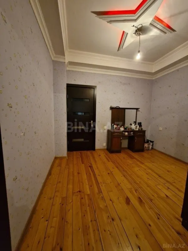 Satılır 3 otaqlı mənzil 96 m²