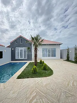 Satılır 4 otaqlı həyət evi 135 m²