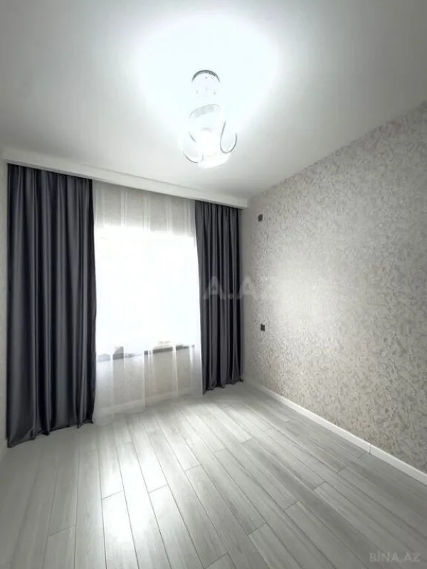 Satılır 4 otaqlı həyət evi 135 m²