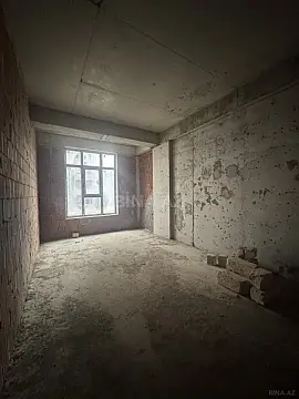 Satılır 3 otaqlı mənzil 142 m²