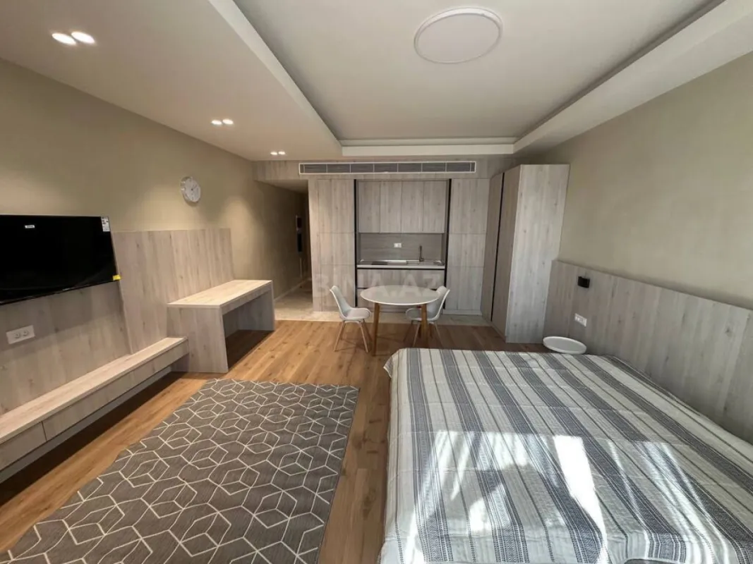Satılır 1 otaqlı mənzil 55 m²