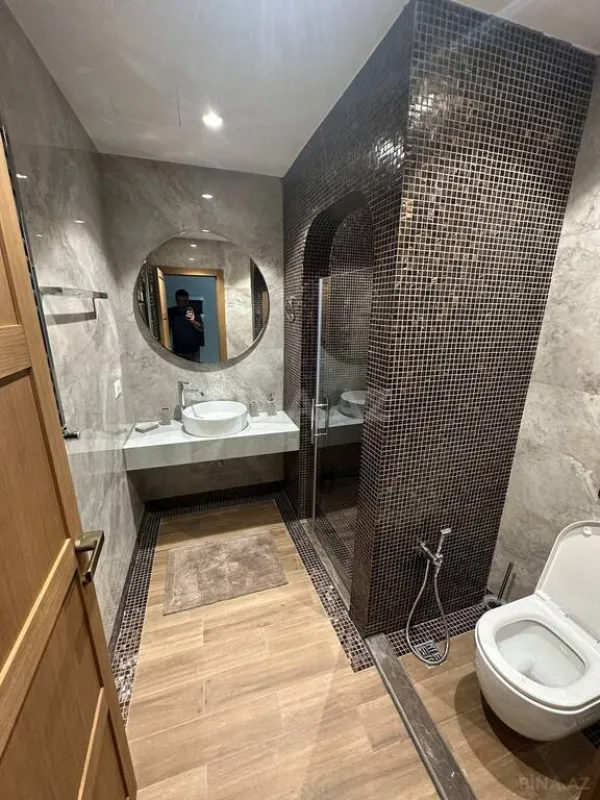 Satılır 1 otaqlı mənzil 55 m²