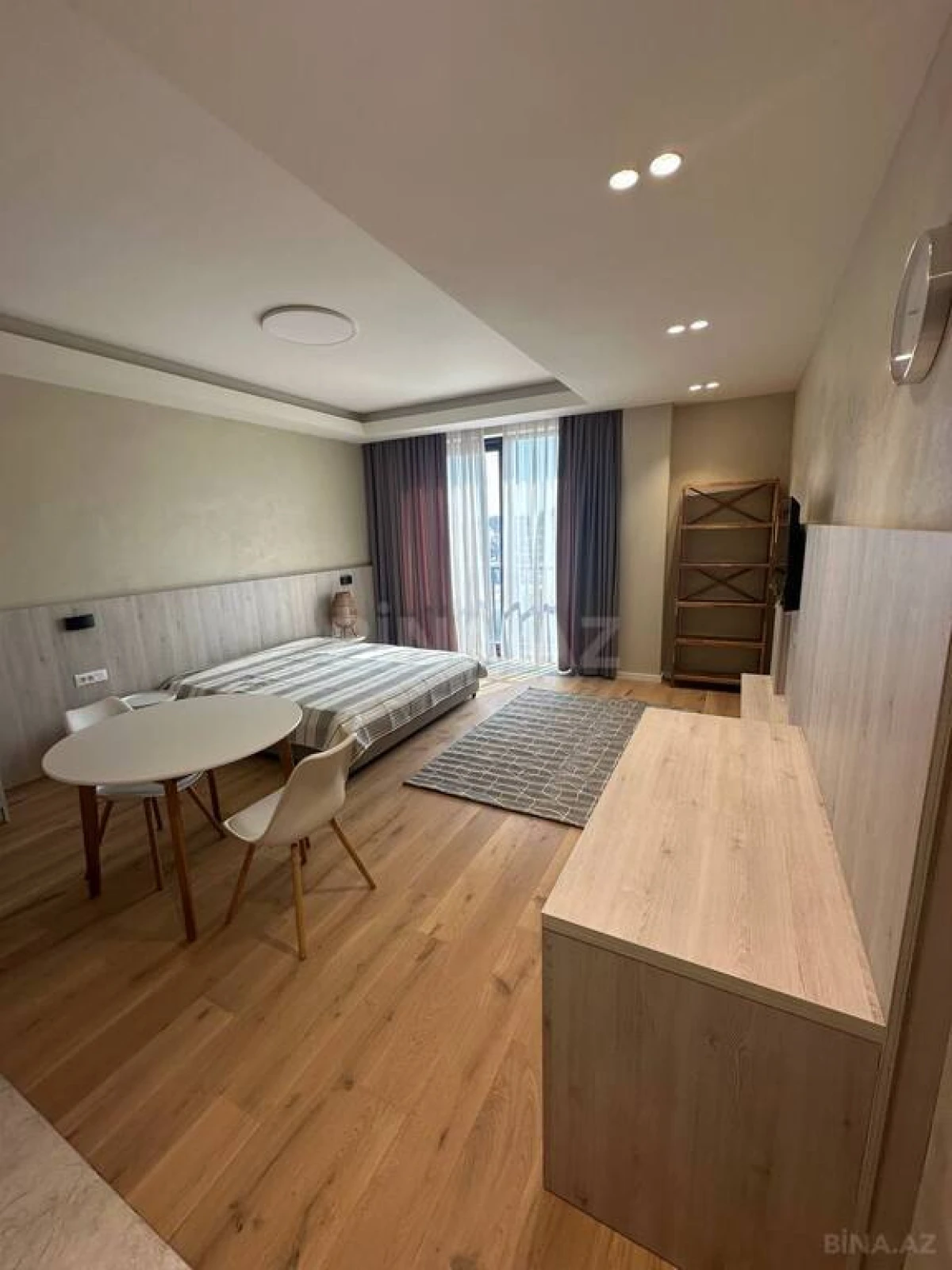 Satılır 1 otaqlı mənzil 55 m²
