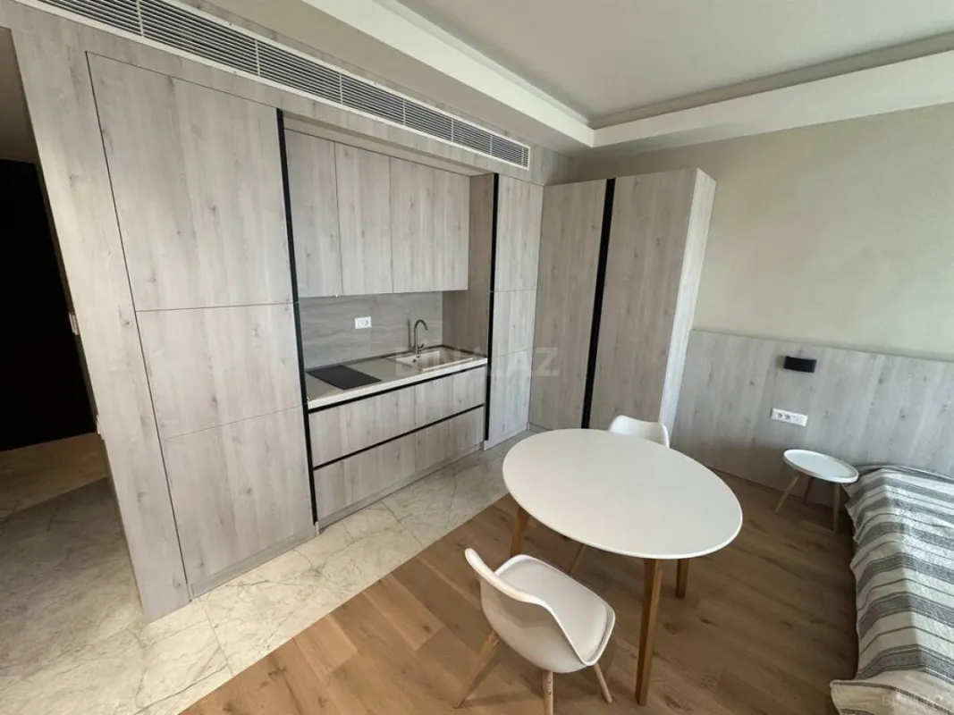 Satılır 1 otaqlı mənzil 55 m²