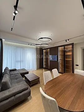 Satılır 2 otaqlı mənzil 77 m² — Bakı 2 otaq 77.00 m²