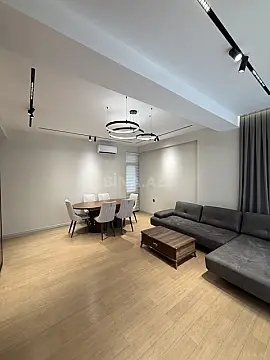 Satılır 2 otaqlı mənzil 77 m²