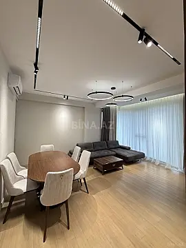 Satılır 2 otaqlı mənzil 77 m²