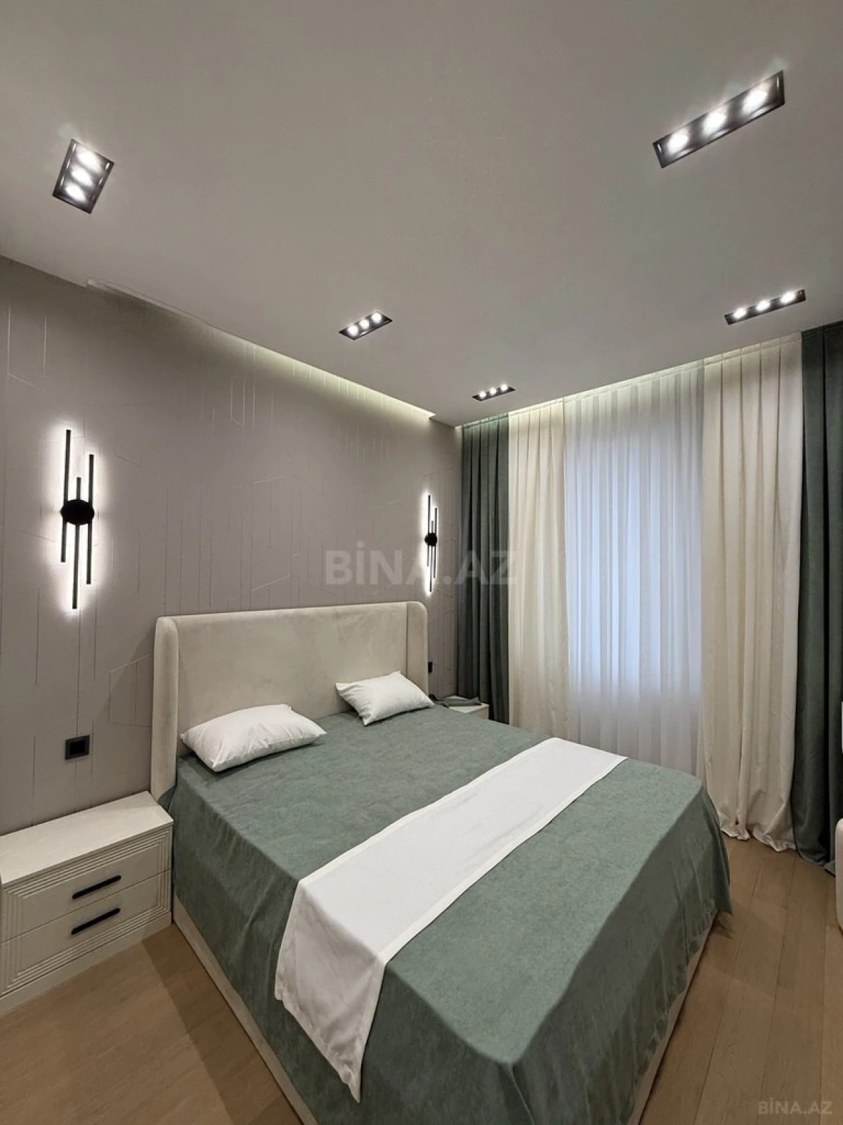 Satılır 2 otaqlı mənzil 77 m²